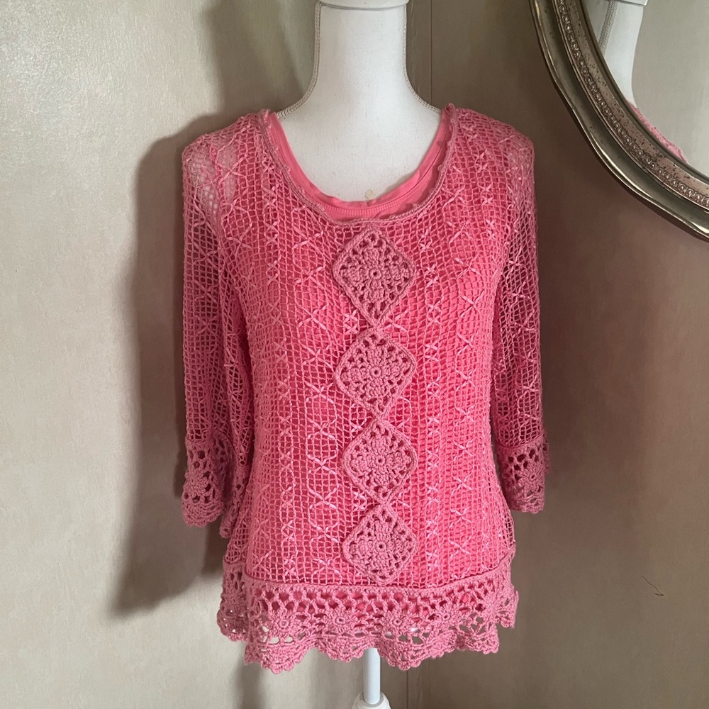 See thru top with matching camisole to wear underneath.